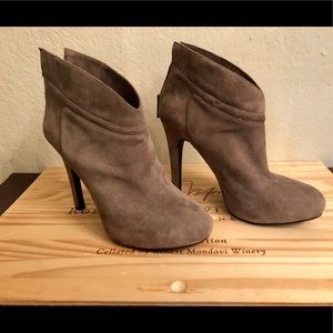 Size 8 Jessica Simpson Ankle Boots